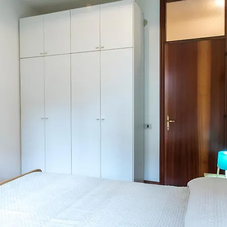 N037 - Numana, Trilocale Con Giardino A Due Passi Dal Mare Numana