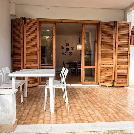 Apartamento N037 - Numana, Trilocale Con Giardino A Due Passi Dal Mare *