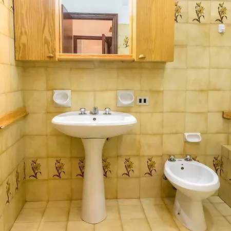 N037 - Numana, Trilocale Con Giardino A Due Passi Dal Mare Apartment
