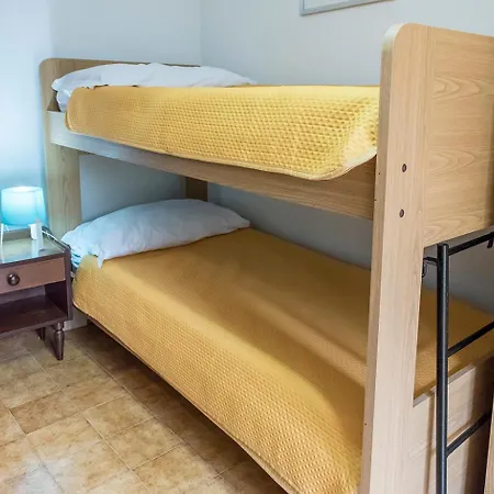 N037 - Numana, Trilocale Con Giardino A Due Passi Dal Mare Numana